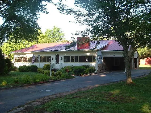 122 Boyd Valley Rd SE photo 1