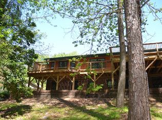 6033 Wintergreen Dr, Raleigh, NC 27609