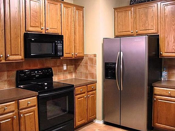 5th image of 2421 Itasca Dr