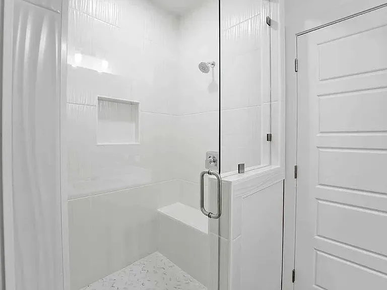 1402 W Platinum Dr #4 — Photo 6