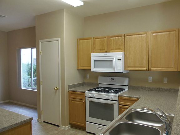 5th image of 8858 Duncan Barrel Ave Unit 103