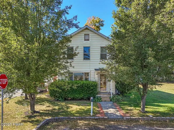 511 Avenue K, Matamoras, PA 18336