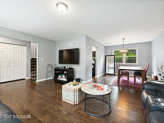 4th image of 1765 Central Ave