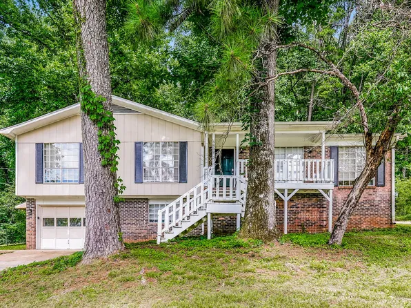 5839 Brenda Dr, Trussville, AL 35173
