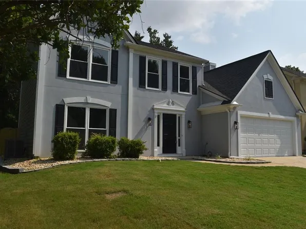 10680 Glenbarr Dr, Johns Creek, GA 30097