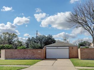 7354 Camino Verde Dr, Houston, TX 77083