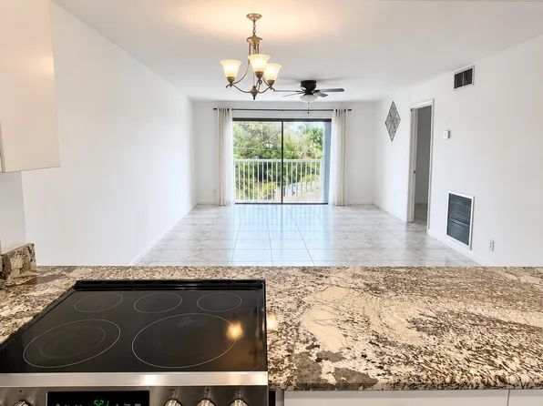 5951 NE 14th Ln APT 301N, Fort Lauderdale, FL 33334
