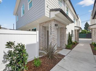 15536 Colorado Ave, Paramount, CA 90723