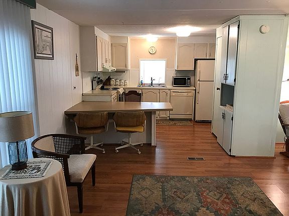 2nd image of 900 Aqua Isles Blvd #C-30
