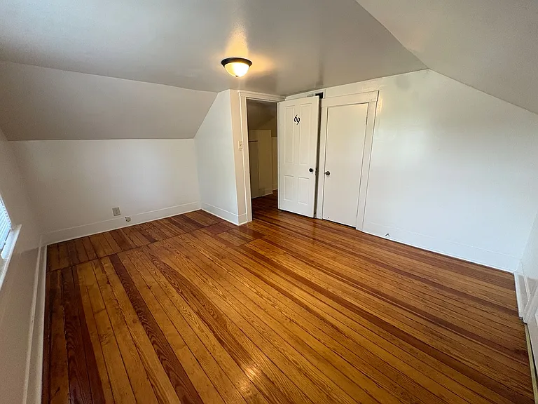 2209 Hawthorne Ave — Photo 31
