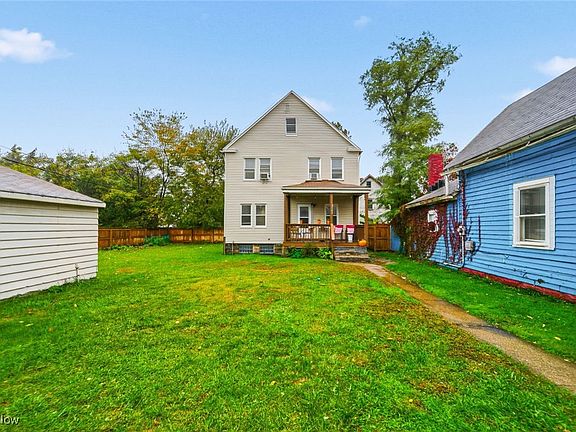 2nd image of 2147 W 11th St