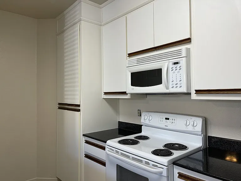 Sierra Lofts — Photo 31