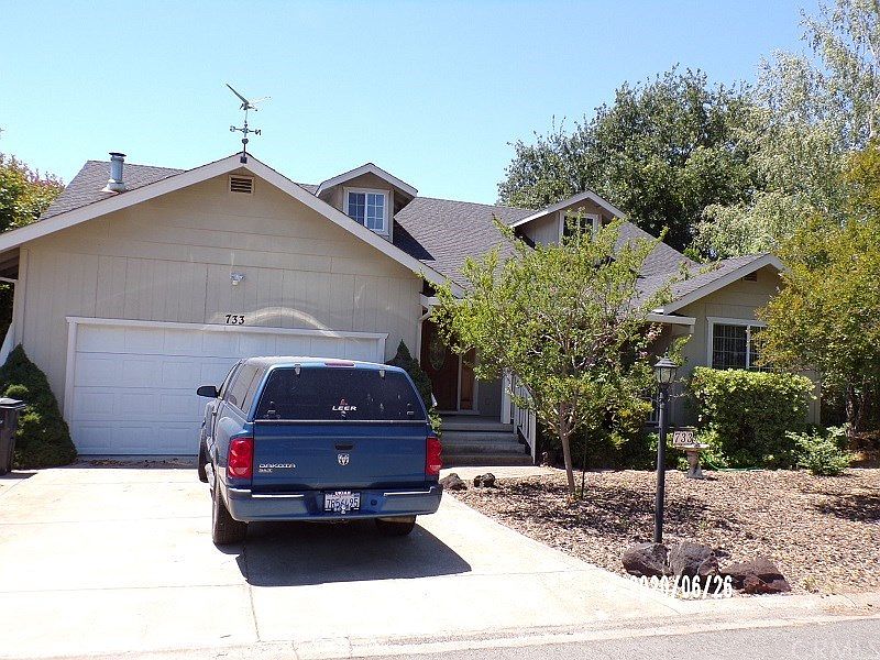 1st image of 733 Spinnaker Ct