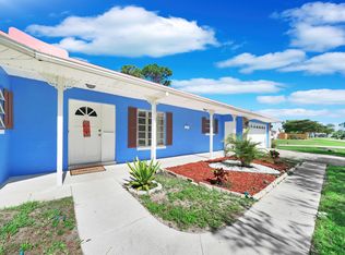213 SE Eyerly Ave, Port Saint Lucie, FL 34983