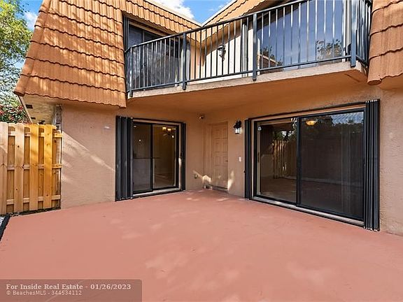 3rd image of 11031 SW 15th Mnr