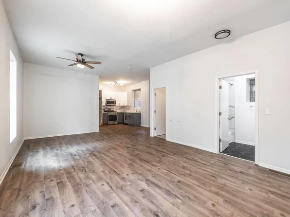2724 W Chicago Ave #1F, Chicago, IL 60622
