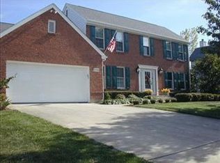 3048 King James Dr, Dayton, OH 45432