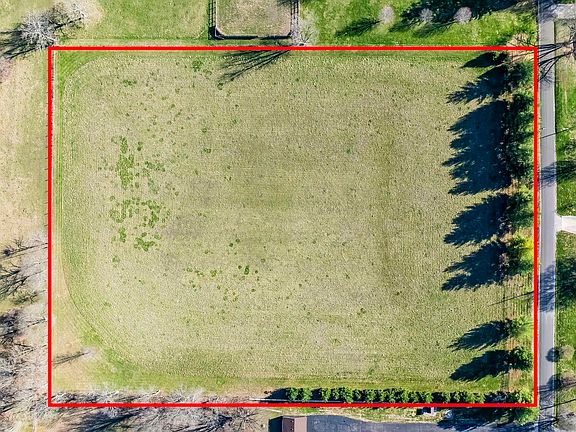 2nd image of S Old Covered Bridge Ln