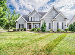 1985 Silver Charm Cir, Bowling Green, KY 42104