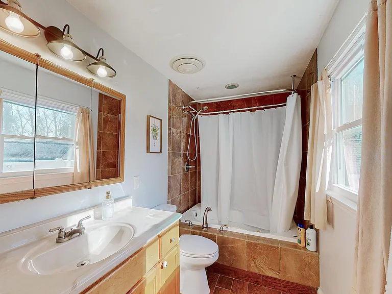 Pin Oak Way — Photo 1