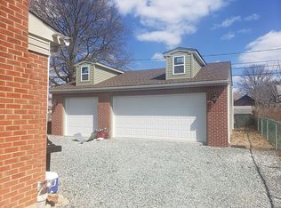 123 Stuyvesant Ave, New Castle, DE 19720