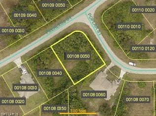 316-318 Peerless St, Lehigh Acres, FL 33974