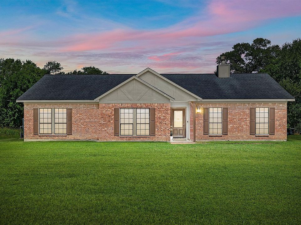 1st image of 1102 Spring Branch Dr
