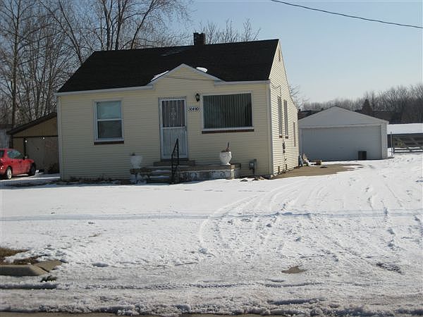 1st image of 30440 Garfield St