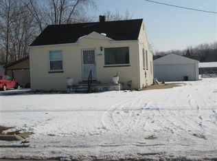 30440 Garfield St, Roseville, MI 48066