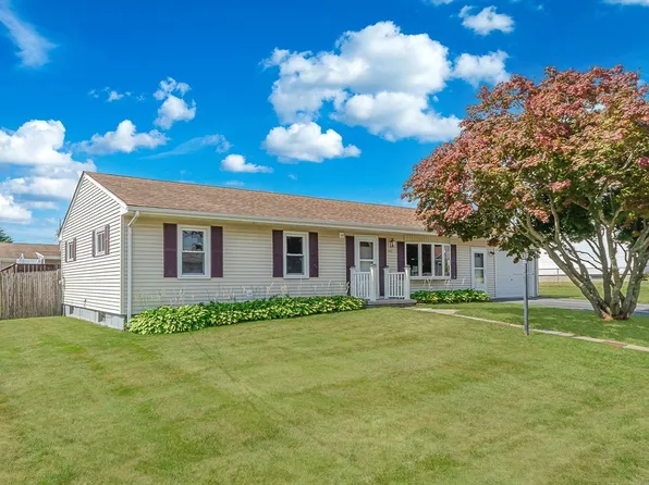 147 Sheraton Ave, Somerset, MA 02725