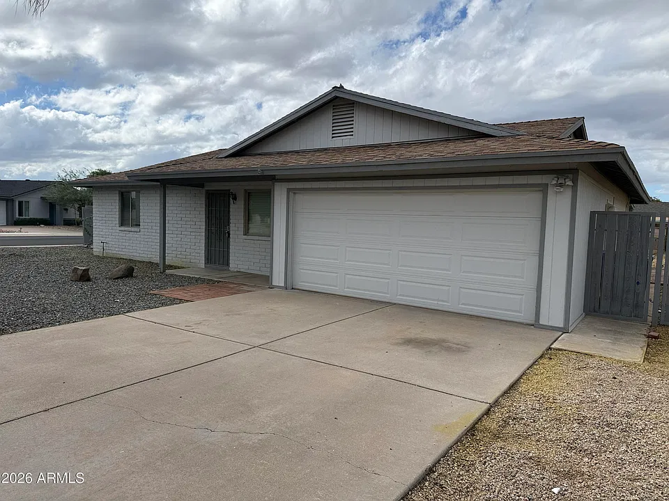 4323 W Sandra Cir