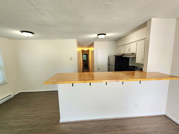 4th image of 1417 W 39th St #A