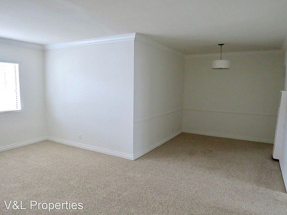 5th image of 1243 Armacost Ave #9061459