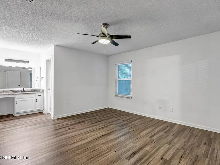 3105 Coral Reef Dr — Photo 21