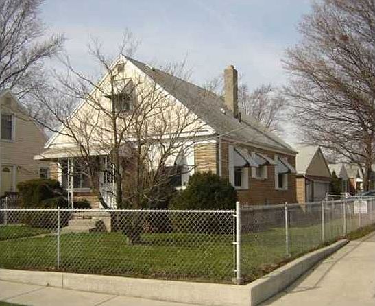 Front corner view