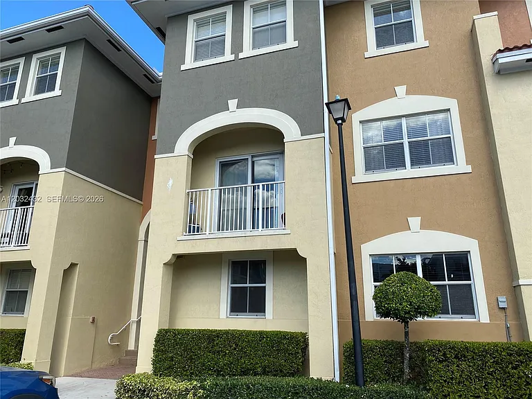 8800 NW 107th Ct #110 — Photo 33