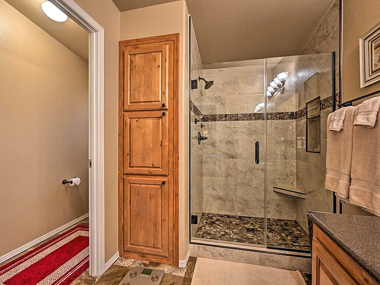 325 E Oak Dr — Photo 10