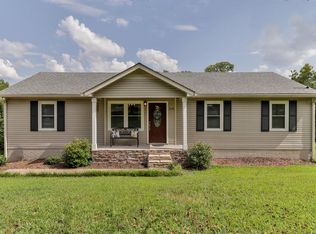 319 Malibu Canyon Dr, Columbia, TN 38401