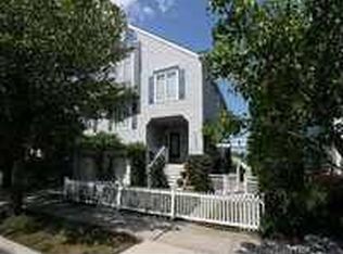 403 N Pembroke Ave, Margate City, NJ 08402
