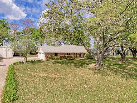 2nd image of 10055 Jack Torres Rd