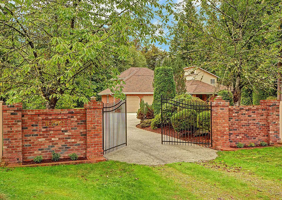 1st image of 10510 196th St SE