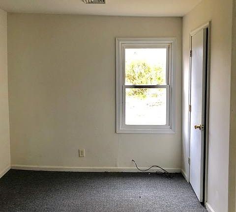 5th image of 1037 Lundy St