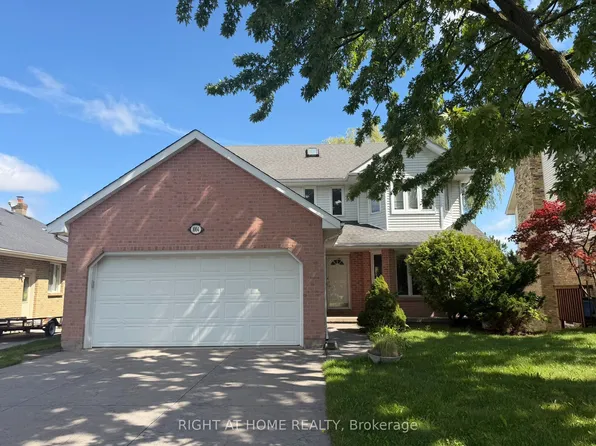 1004 Aldersbrook Rd, London, ON N6G 4L9