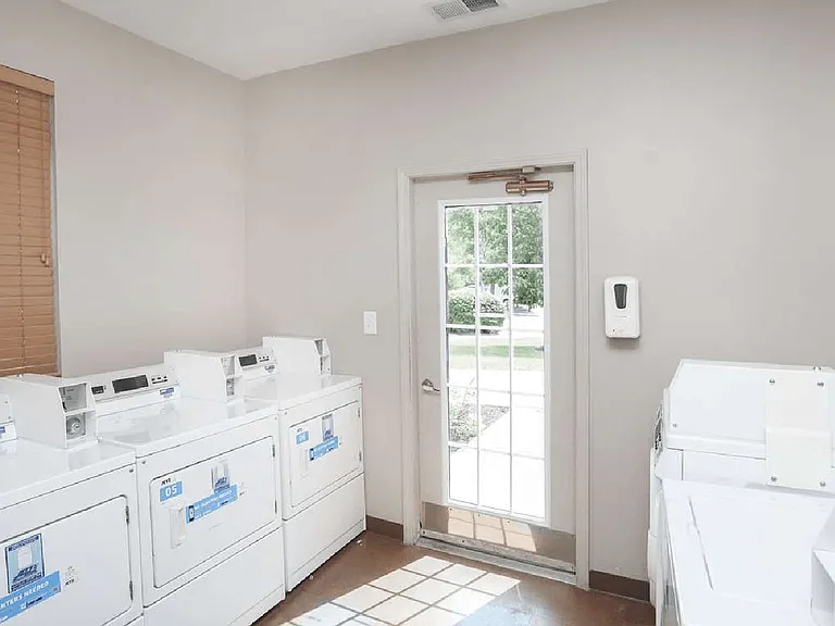 Forest Ridge — Photo 10