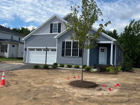 18 Wheatfield Way, Mechanicville, NY 12118