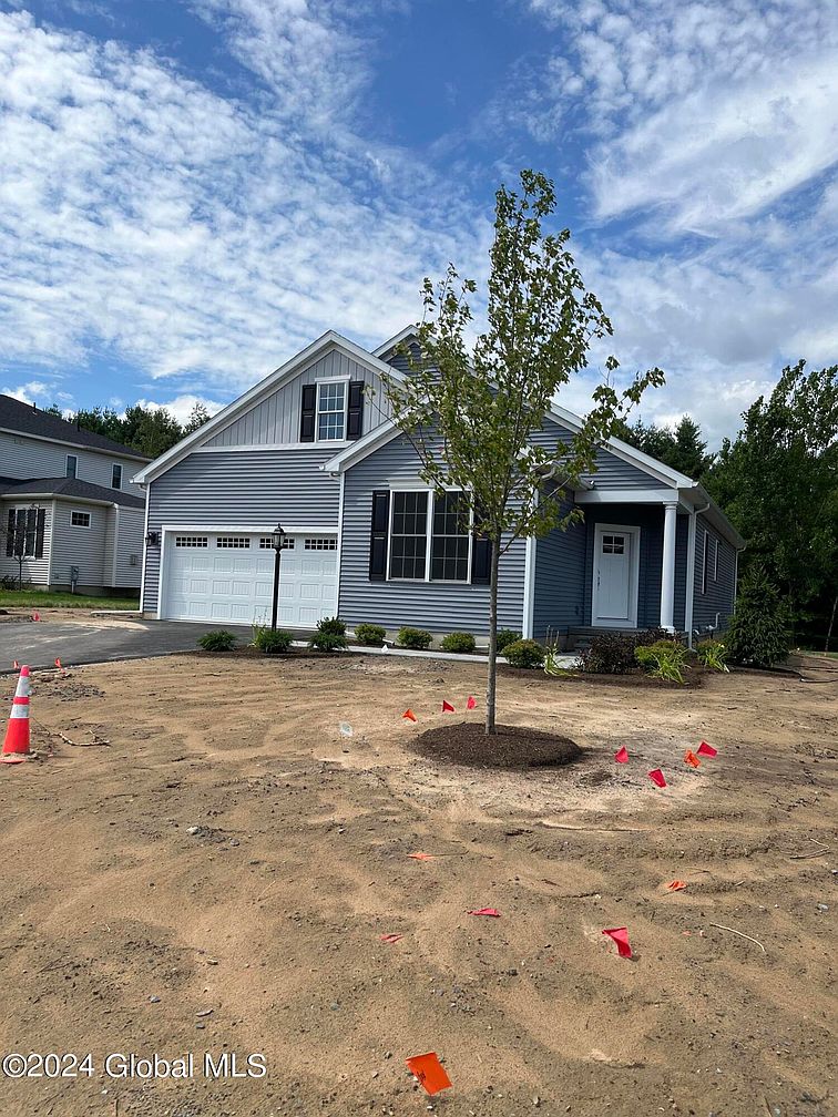 1st image of 18 Wheatfield Way