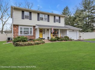 9 Dover St, Jackson, NJ 08527