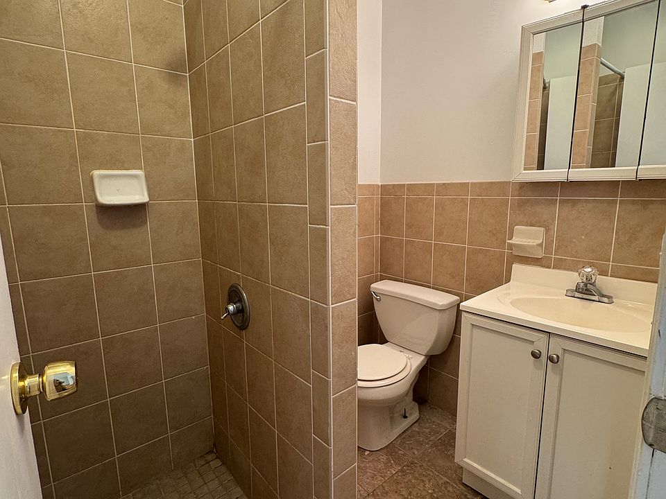 1st image of 210 W 94th St APT 6E