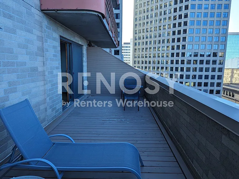 66 9th St E #1205 — Photo 11