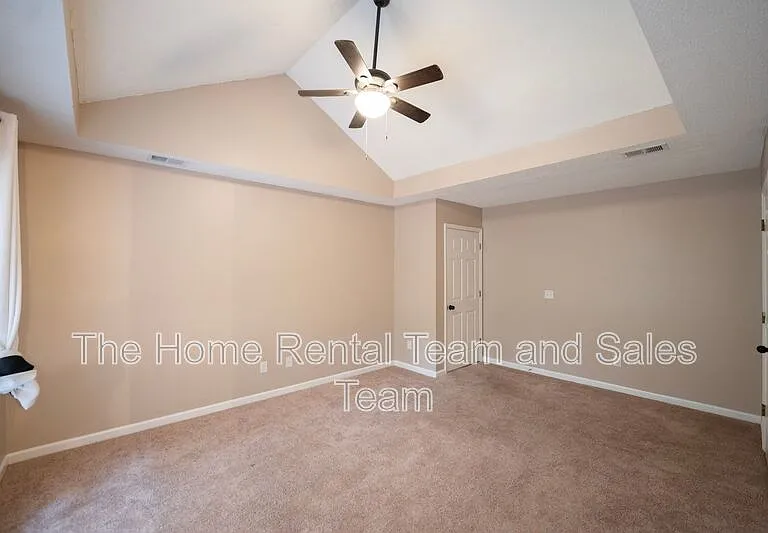 428 Floyd Cir — Photo 13